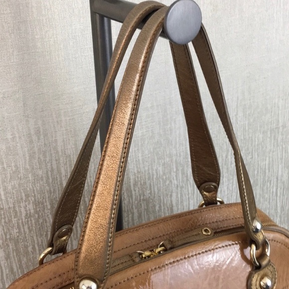 💕Sale Moschino large shoulder purse 👜 - Picture 4 of 8